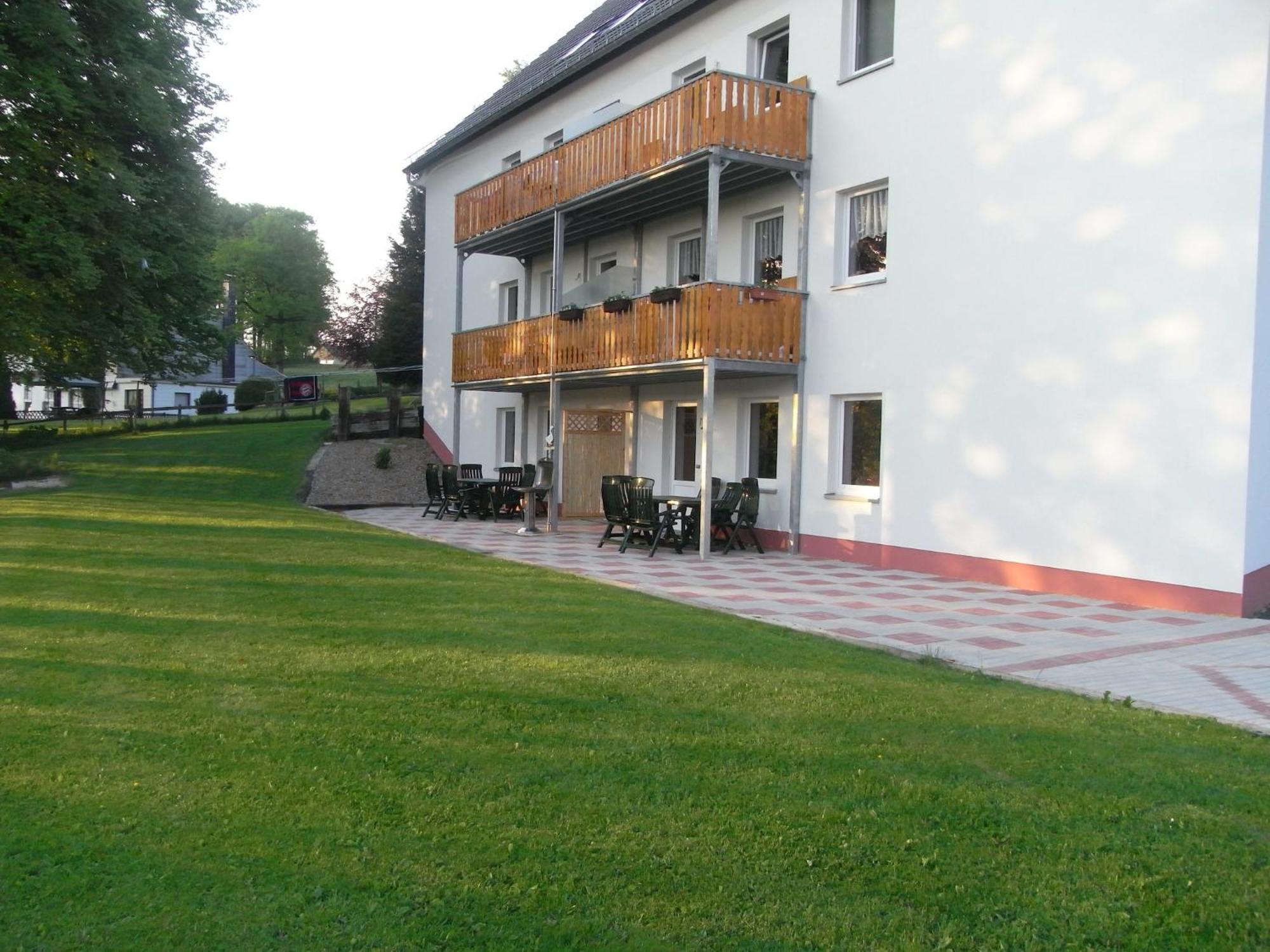 Comfy Holiday Home In Burg Reuland With Sauna Terrace Bbq Екстериор снимка